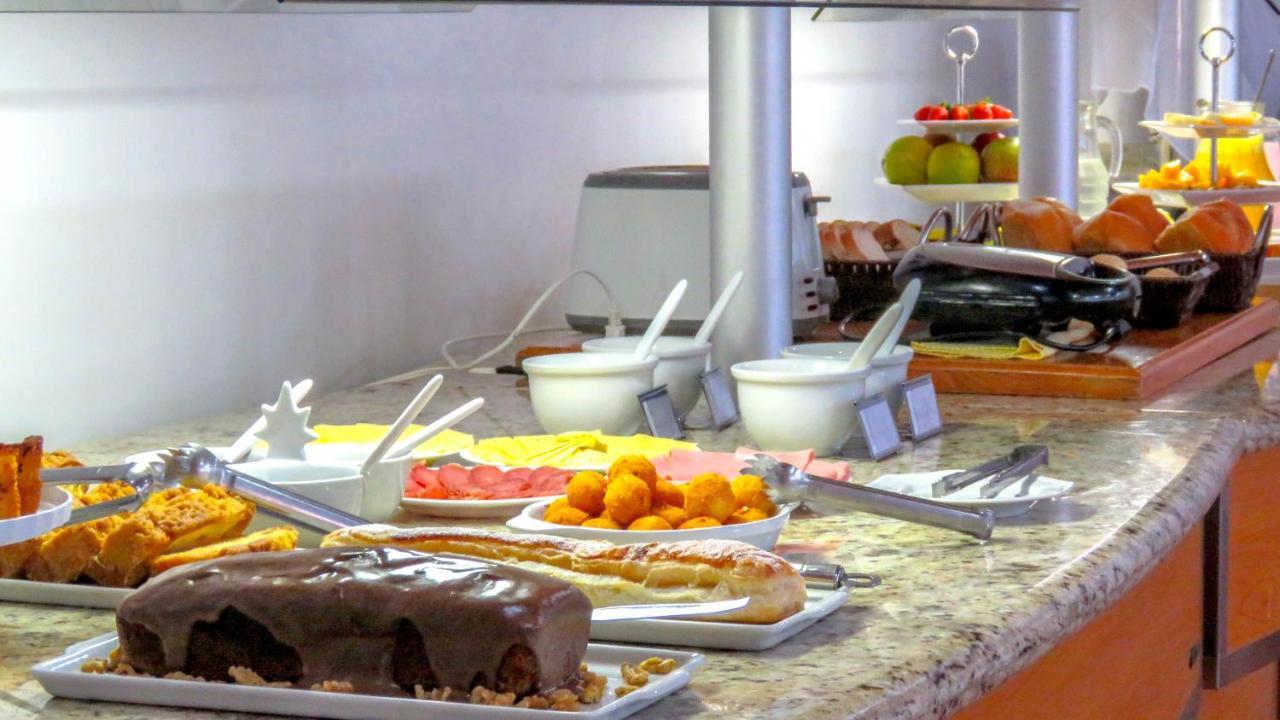 Hotel Vila Dos Alpes Treze Tílias エクステリア 写真