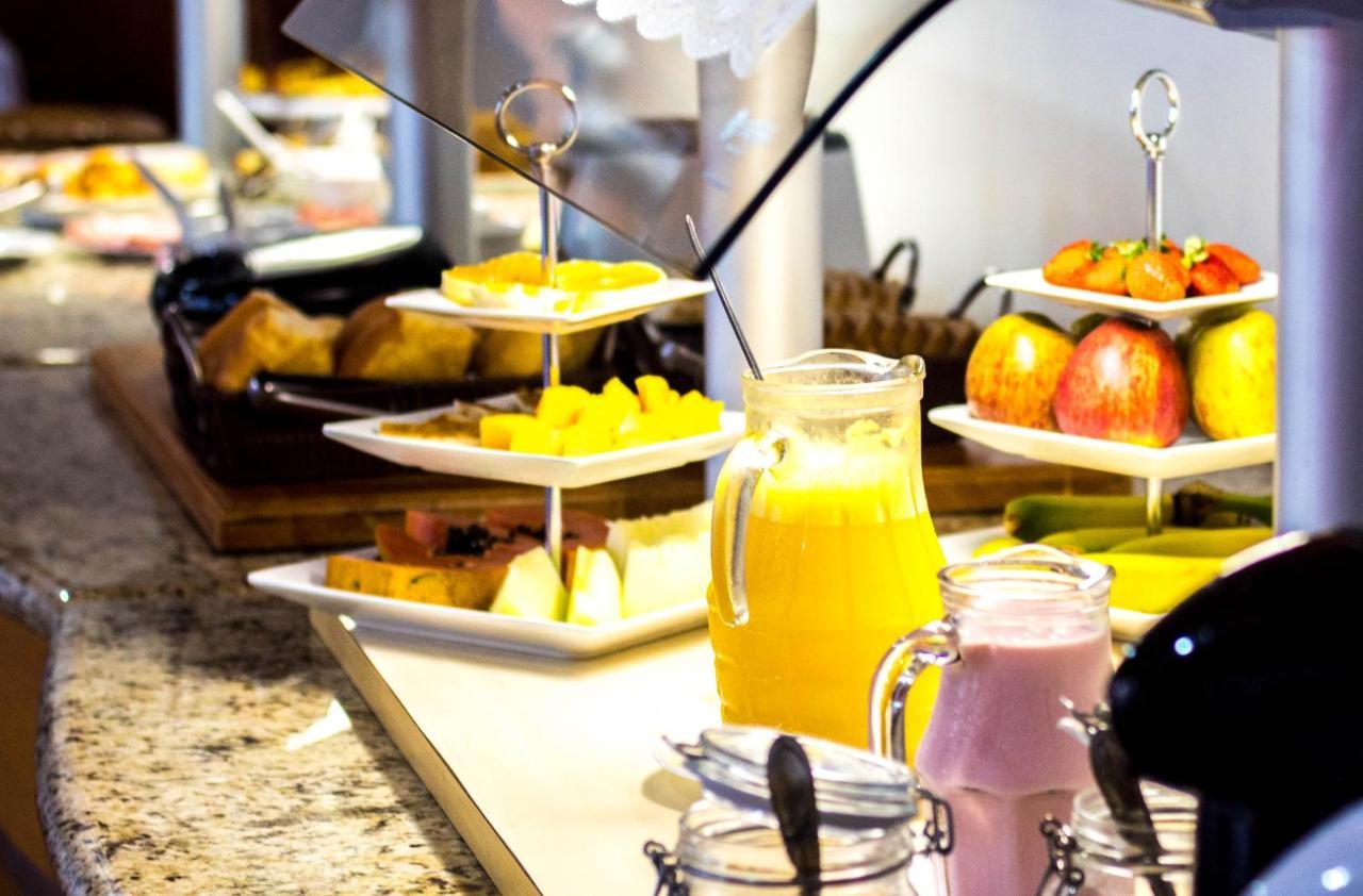 Hotel Vila Dos Alpes Treze Tílias エクステリア 写真