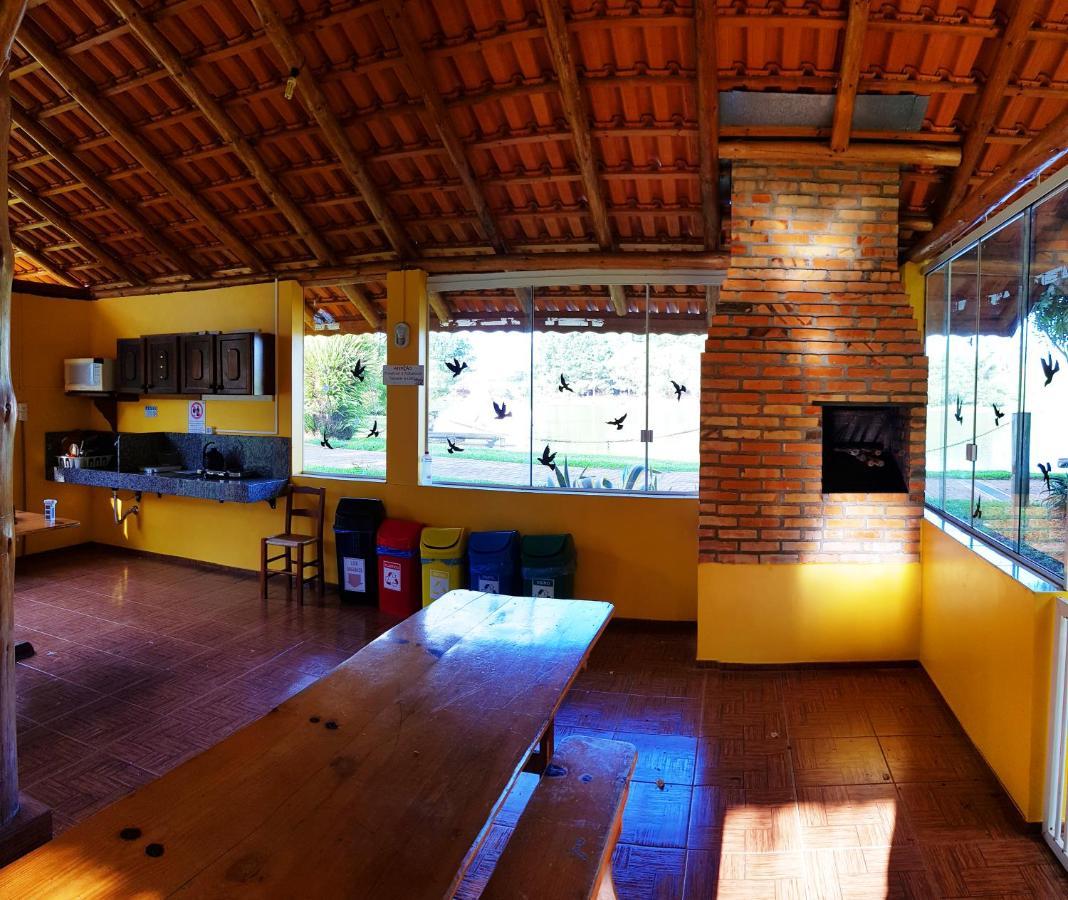Hotel Vila Dos Alpes Treze Tílias エクステリア 写真