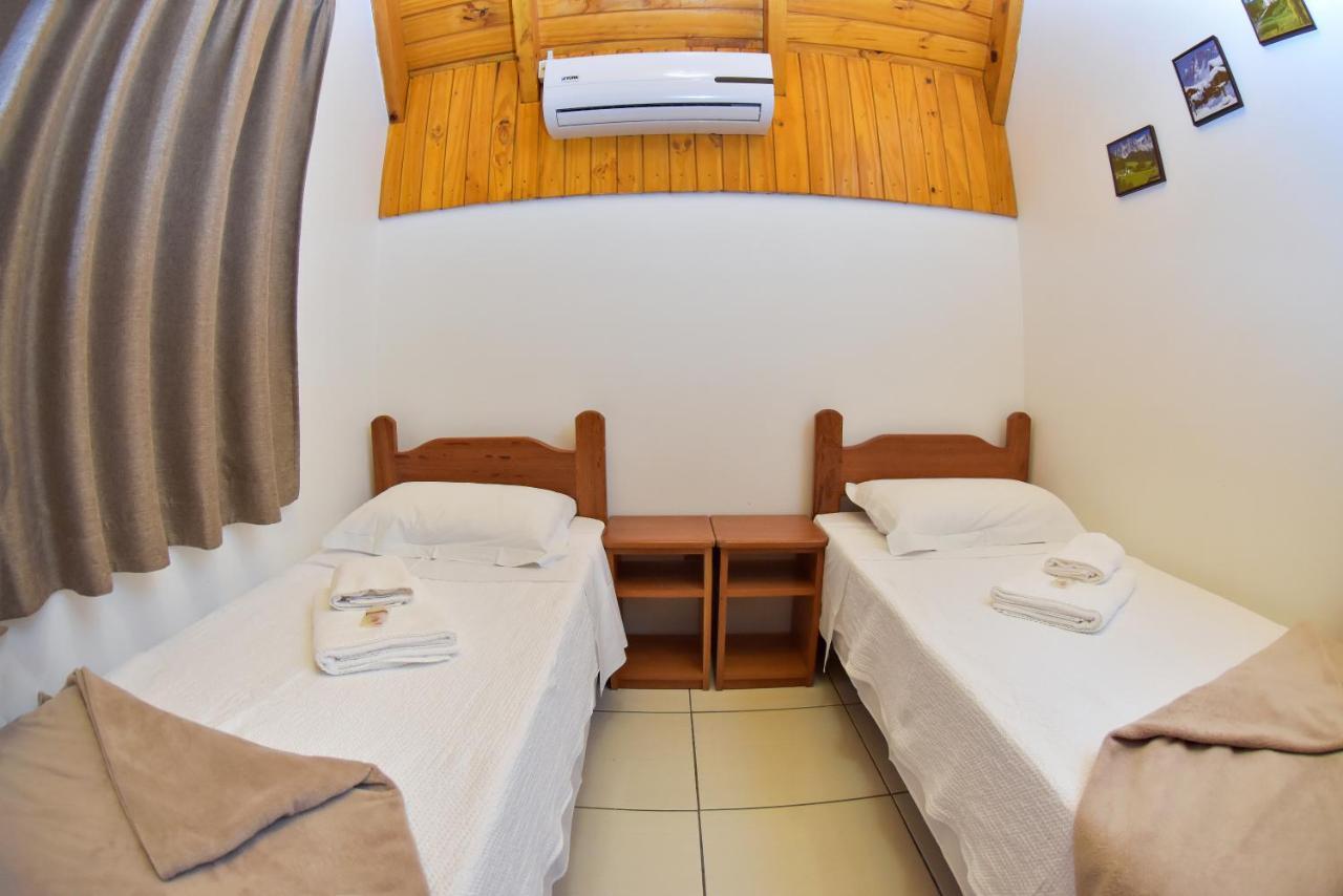 Hotel Vila Dos Alpes Treze Tílias エクステリア 写真