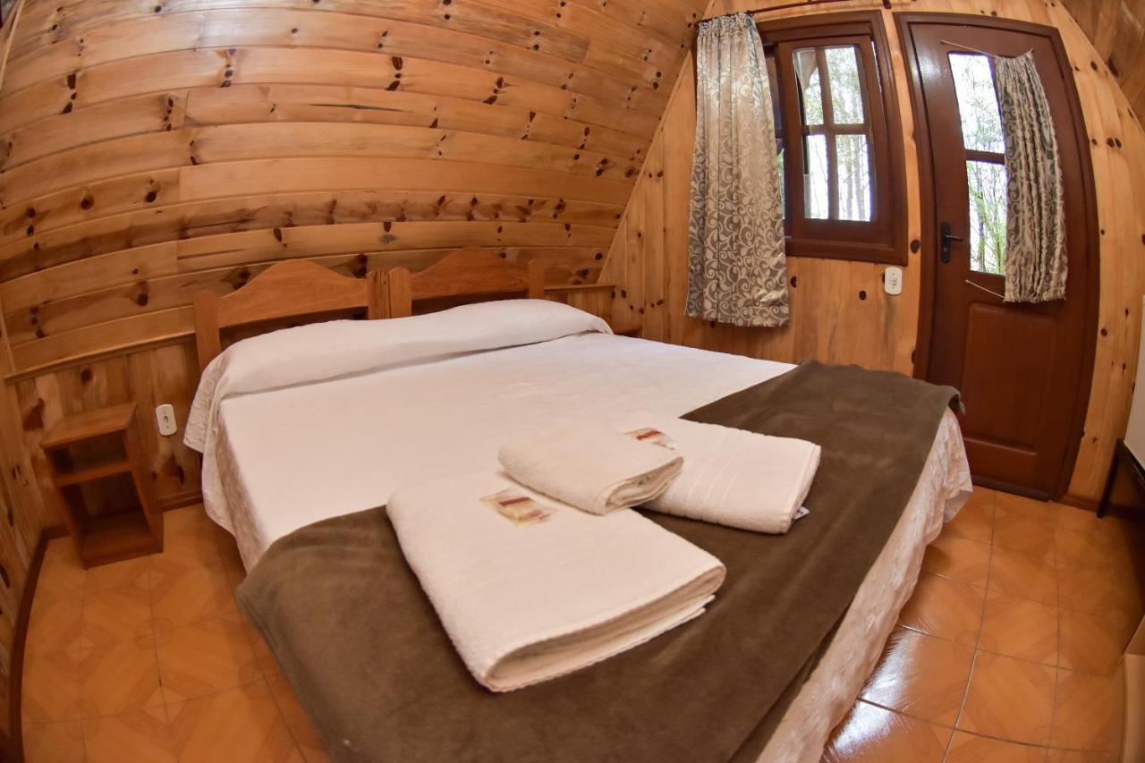 Hotel Vila Dos Alpes Treze Tílias エクステリア 写真